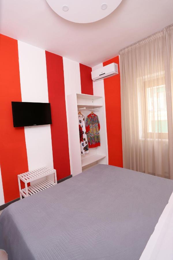 Guest House Le Tre Isole Соренто Екстериор снимка