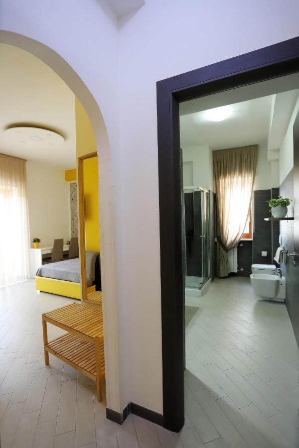 Guest House Le Tre Isole Соренто Екстериор снимка