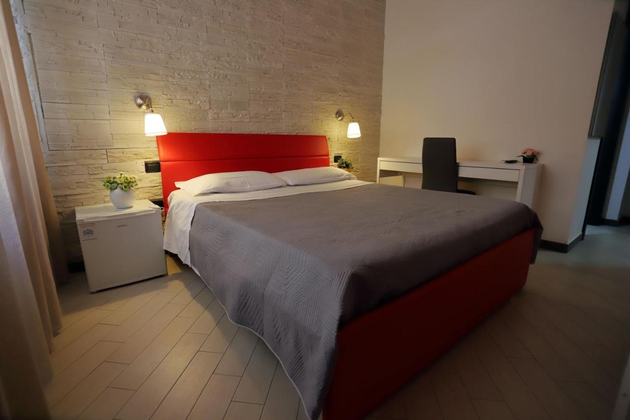 Guest House Le Tre Isole Соренто Екстериор снимка